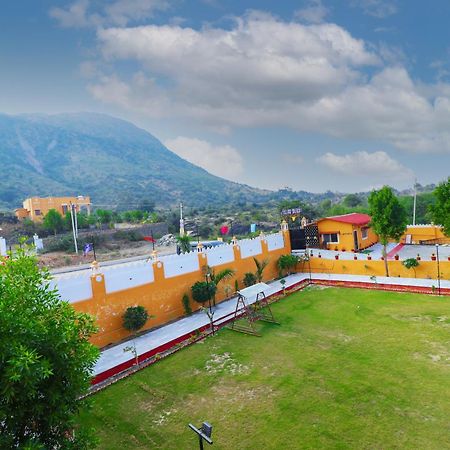 Akshay Valley Kama Bagian luar foto
